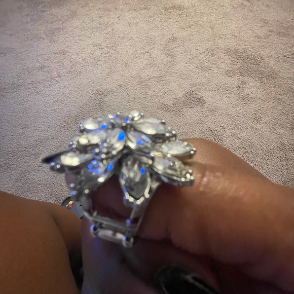 Silver “Starburst” Ring - Picture 6 of 7